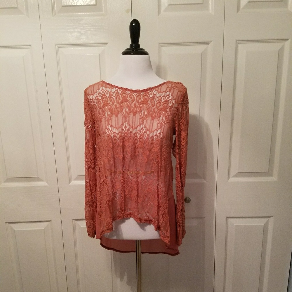 Astr Lace high low Blouse